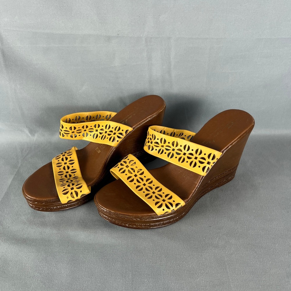 Contesa By Italian Shoemakers Emie Slide Womens 7.5W Yellow Wedge Heel Sandal